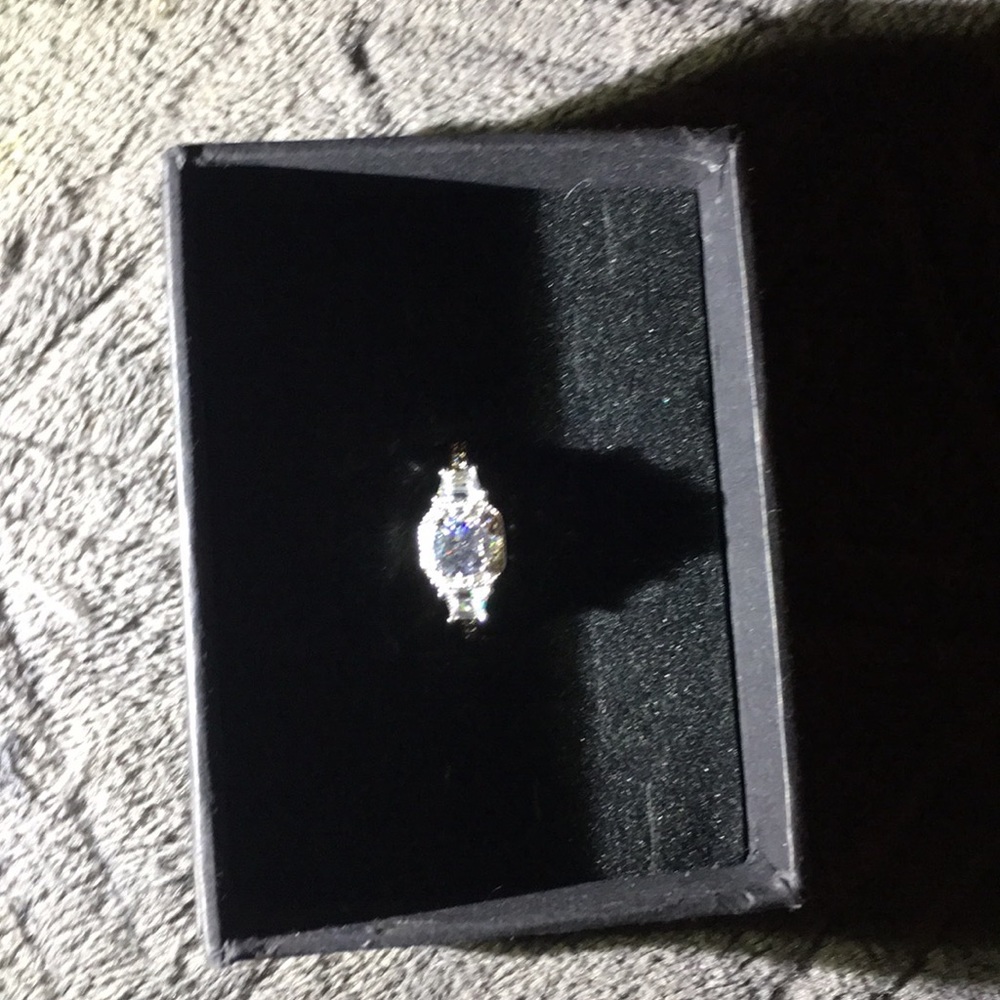 Stunning CZ Halo Engagement Ring Never Worn